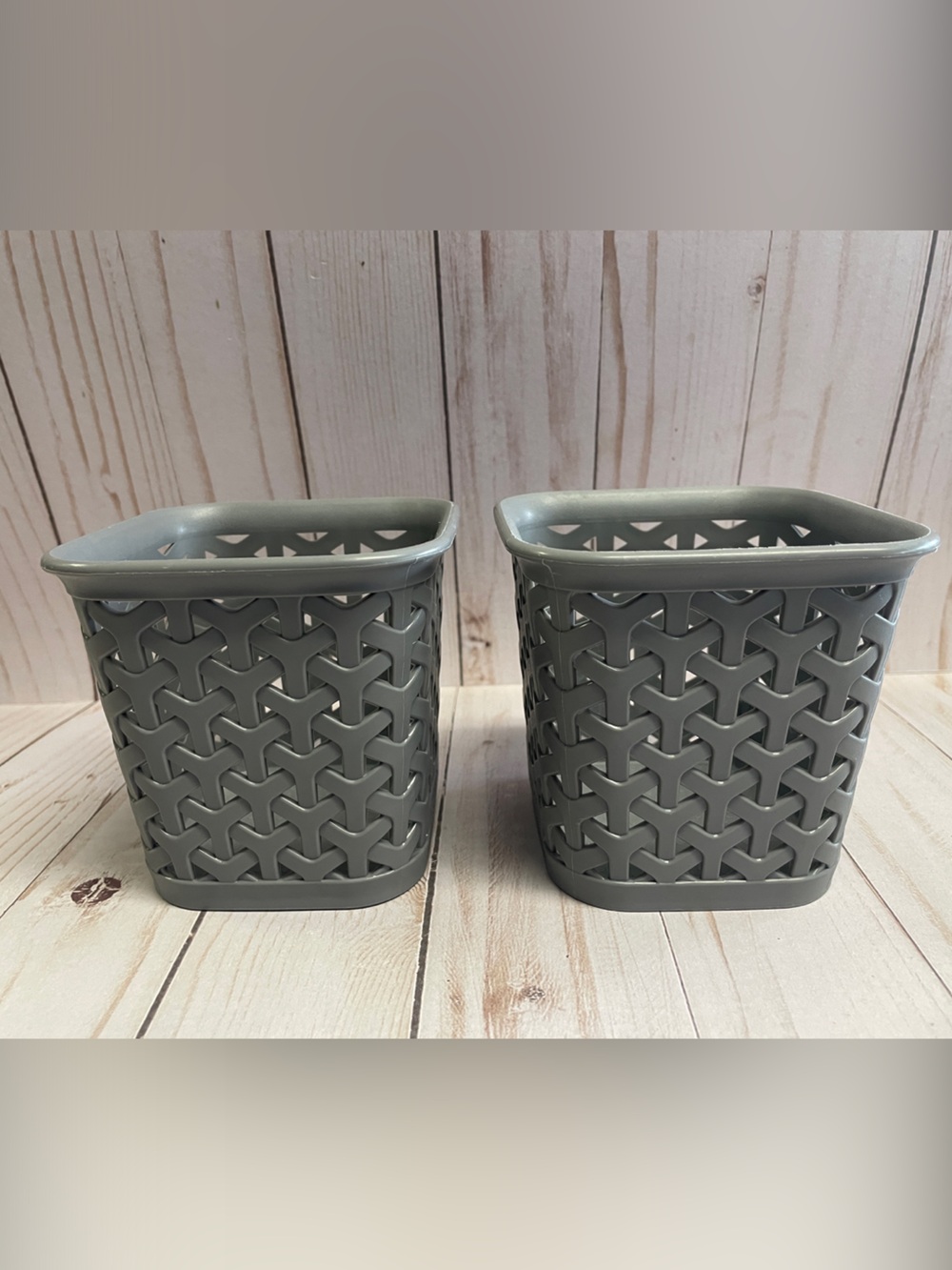 Room Essentials Gray Woven Plastic Desk Pencils Holders Set of 2 Organizer Small